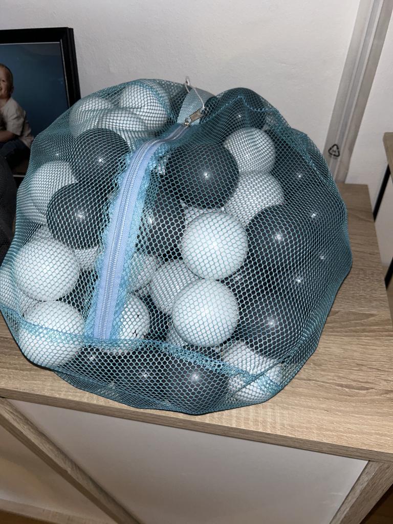 Bolde, blå net, ca 98 stk
