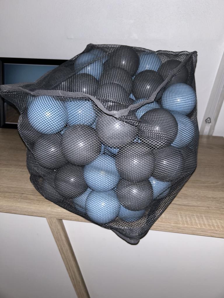Bolde grå net, ca 98 stk