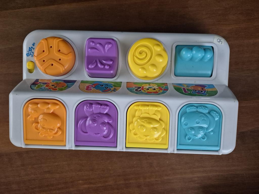 Aktivitetslegetøj med lyd