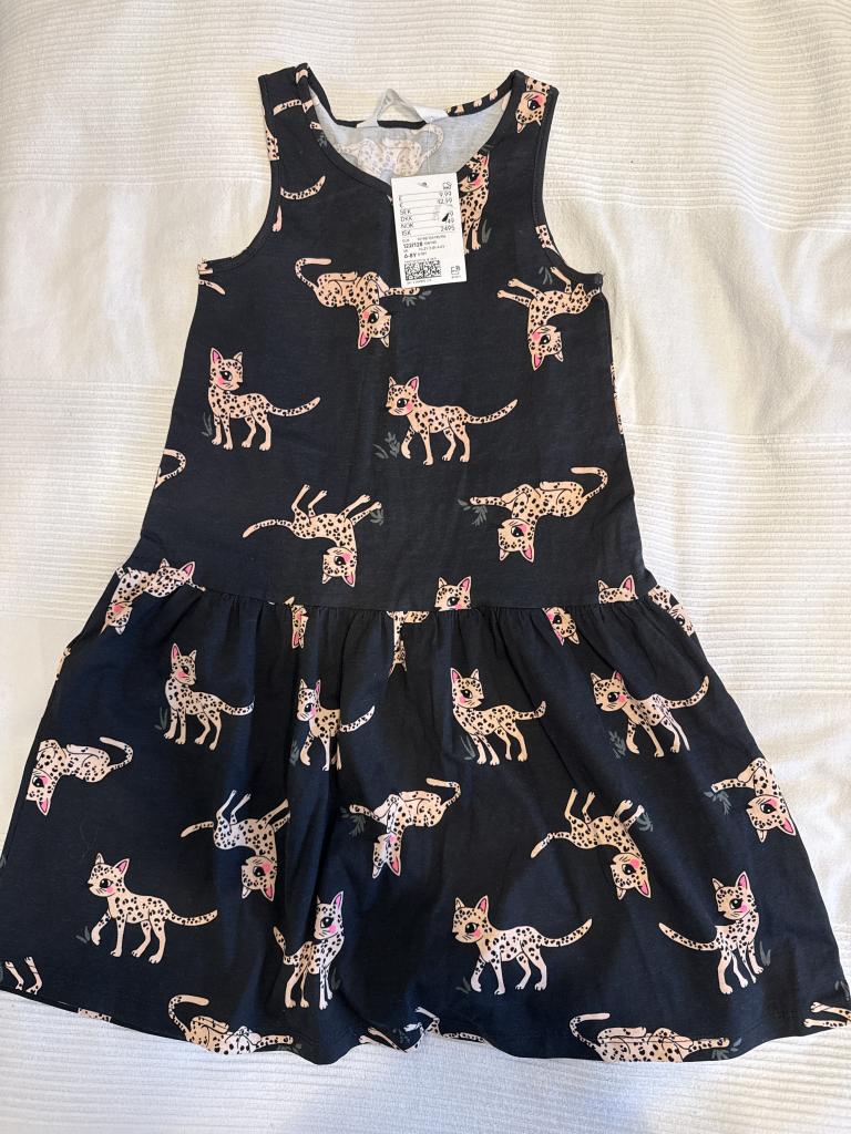 H&M kjole med kattedry
