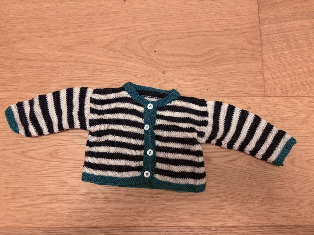 Cardigan hjemmestrik
