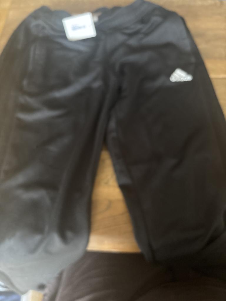 Adidas bukser 164