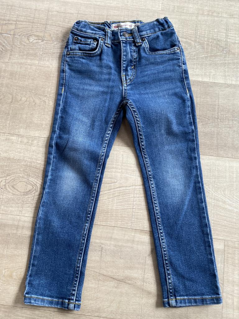 Levi's jeans 110