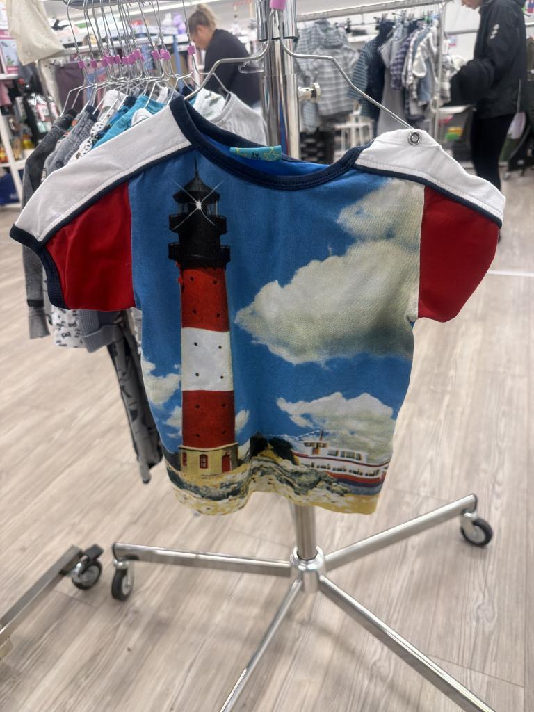 T-shirt med fyrtårn92