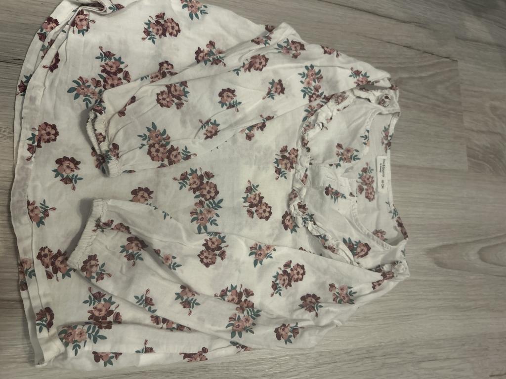 Blomstret bluse 98