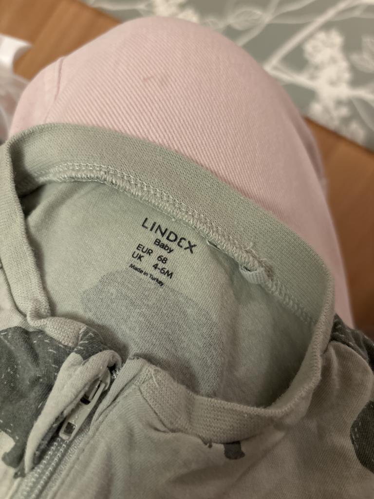 Lindex natdragt