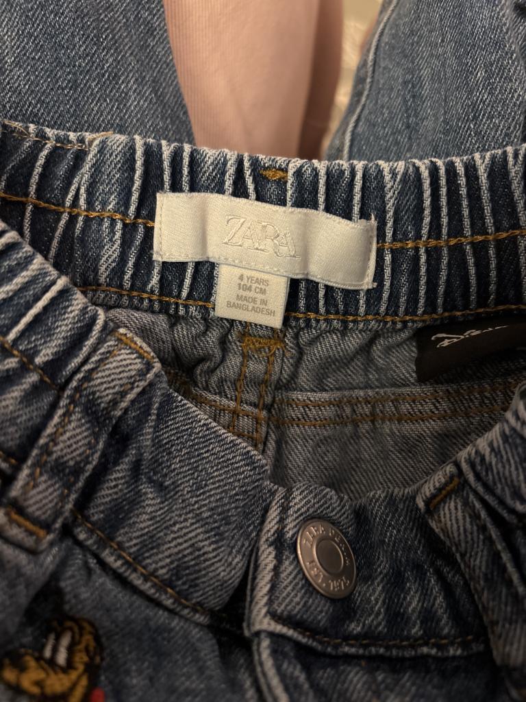Zara Disney jeans