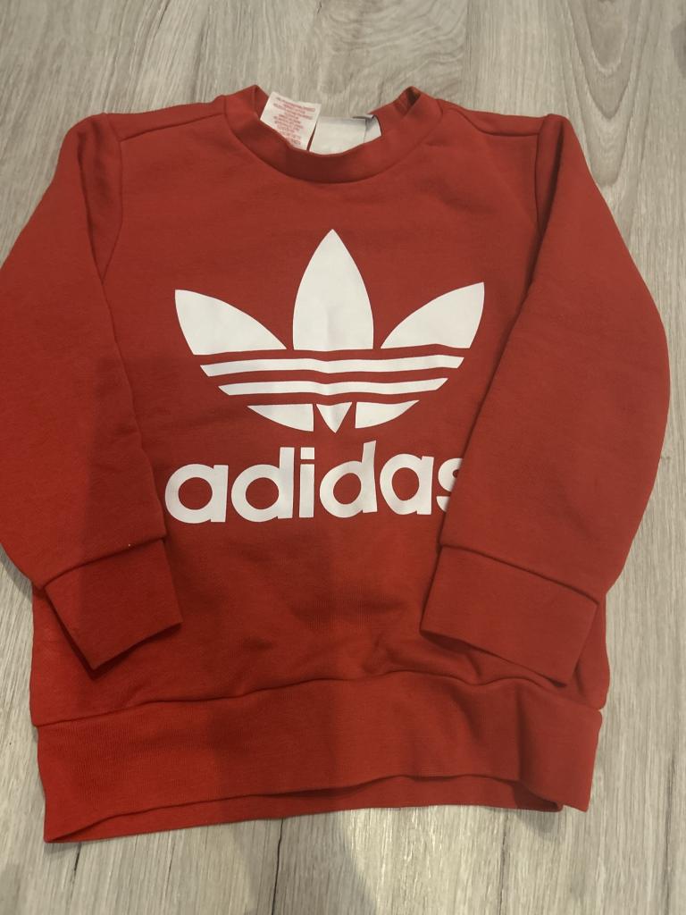 Adidas sweatshirt 98