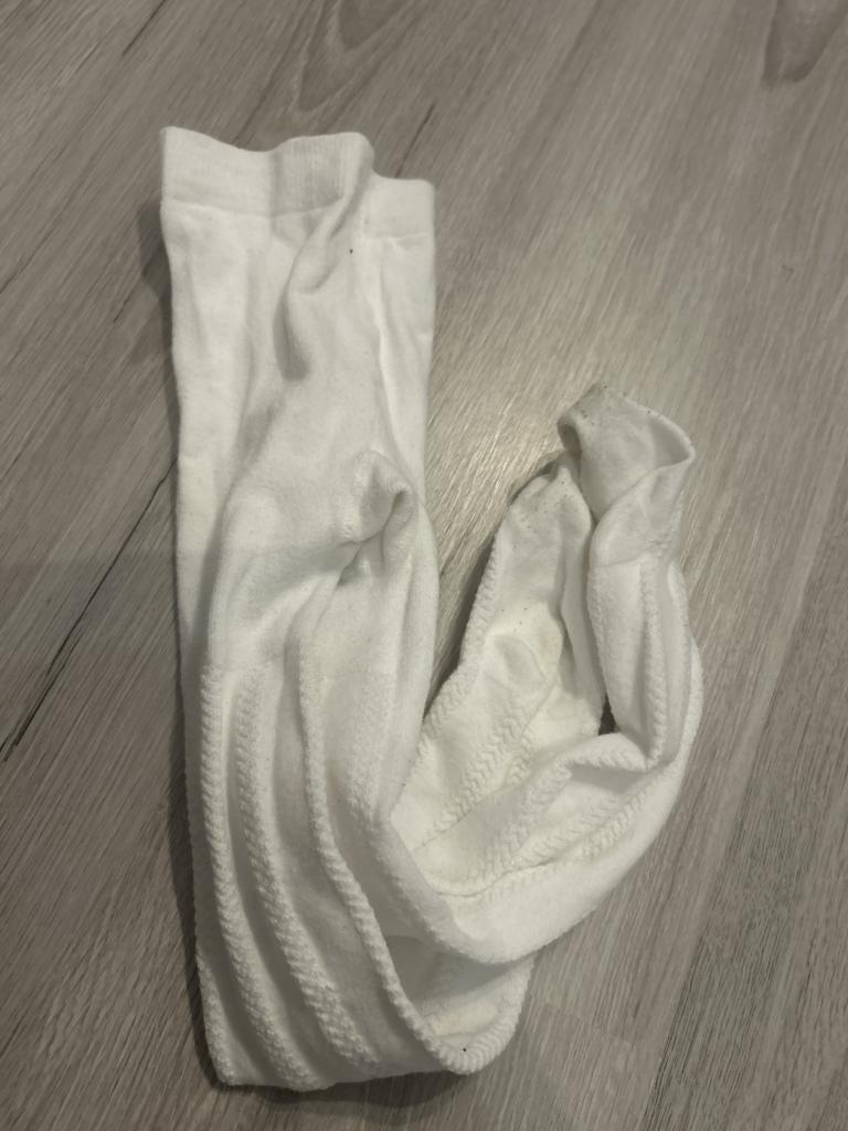 Hvide strømpebukser