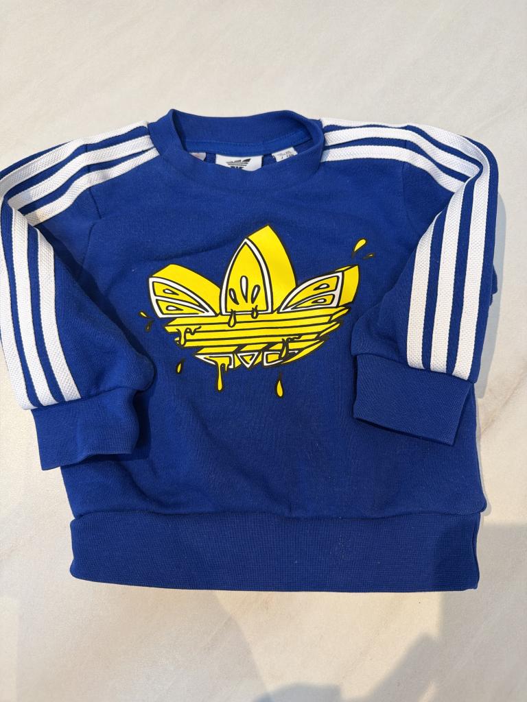 Adidas sweatshirt