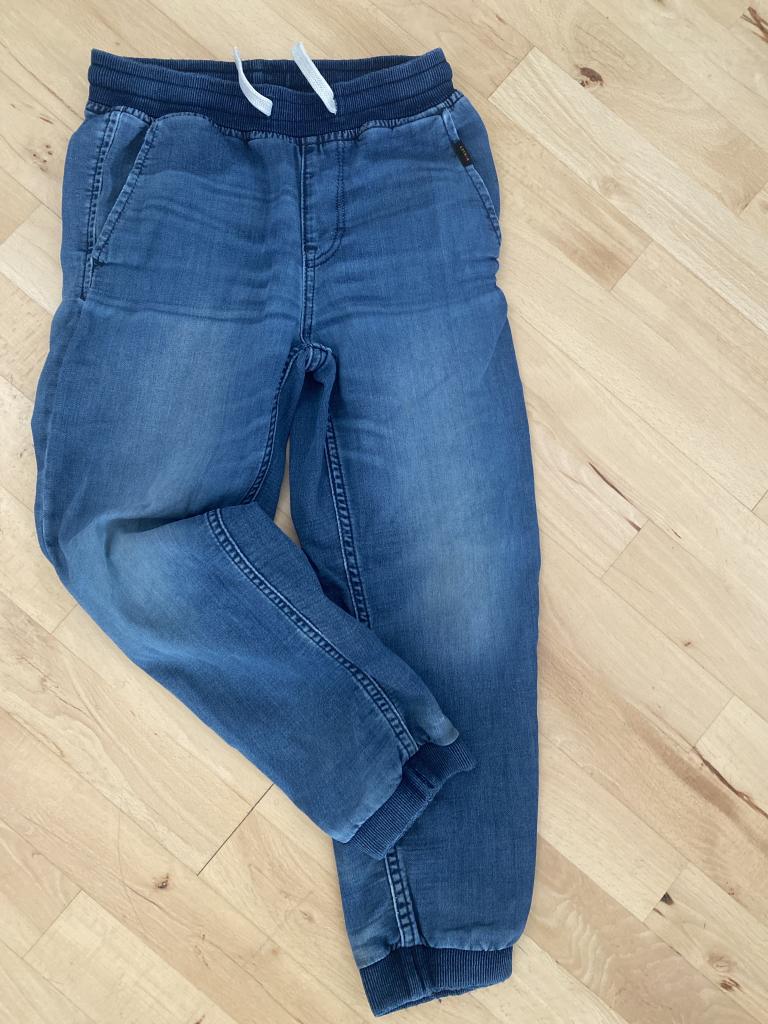 Blå denim jogger 128
