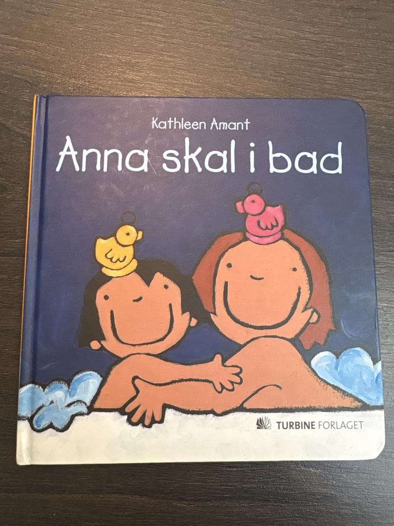 Anna skal i bad bog