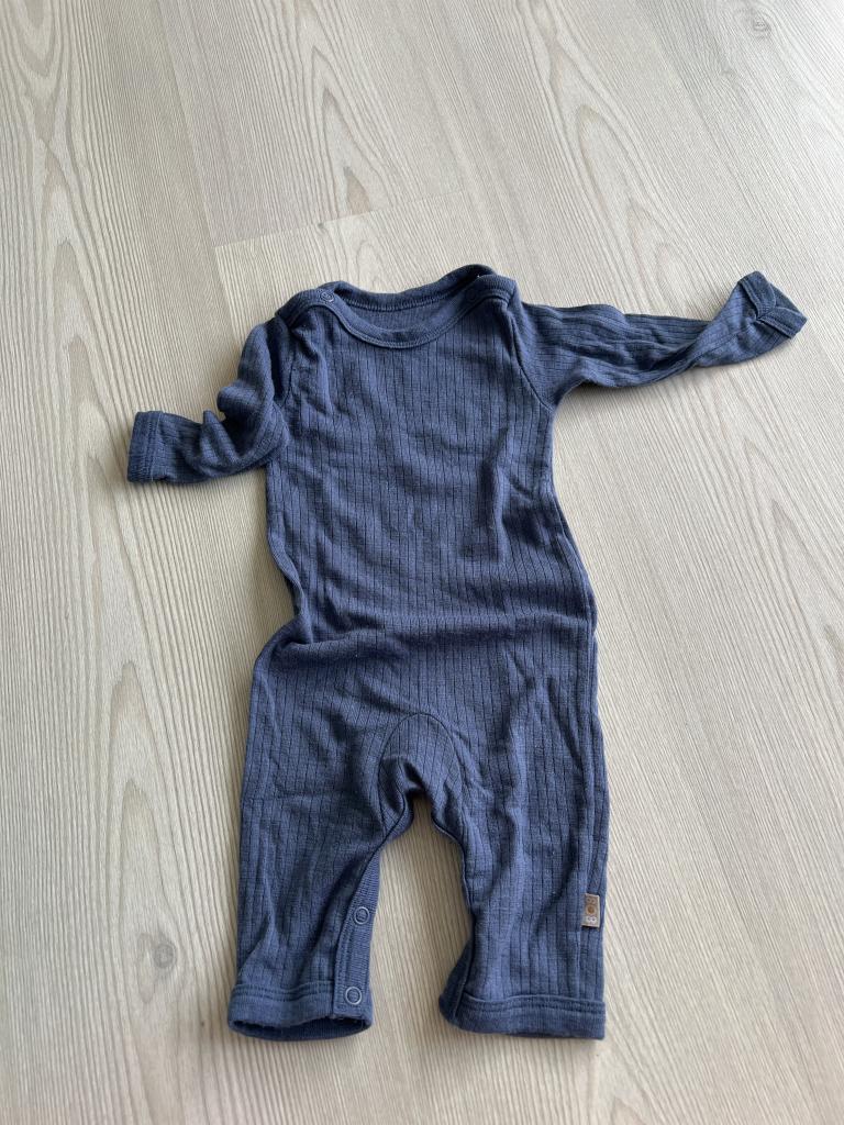Uld blå body