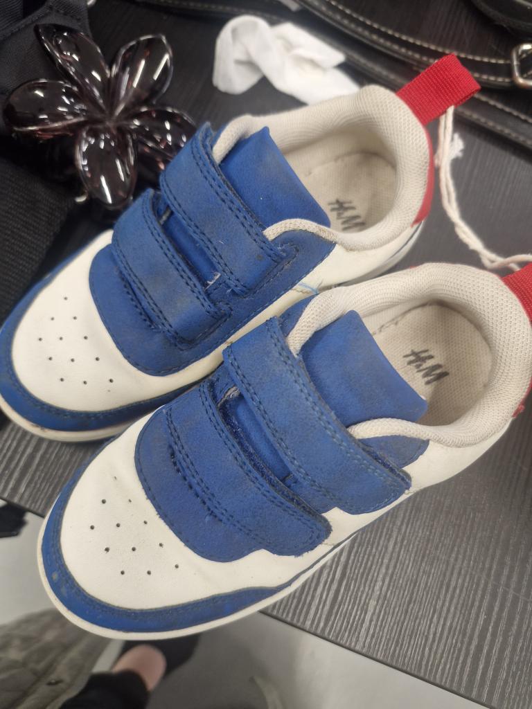 H&M sneakers
