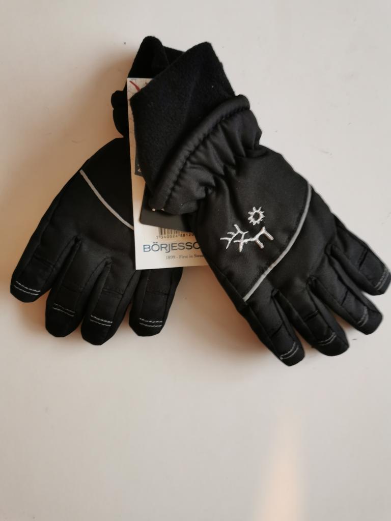 BörjHandskeVarNer 3 år