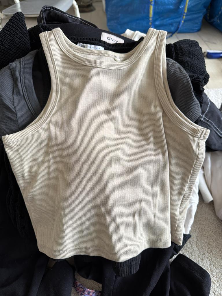 Beige top9-10y name it