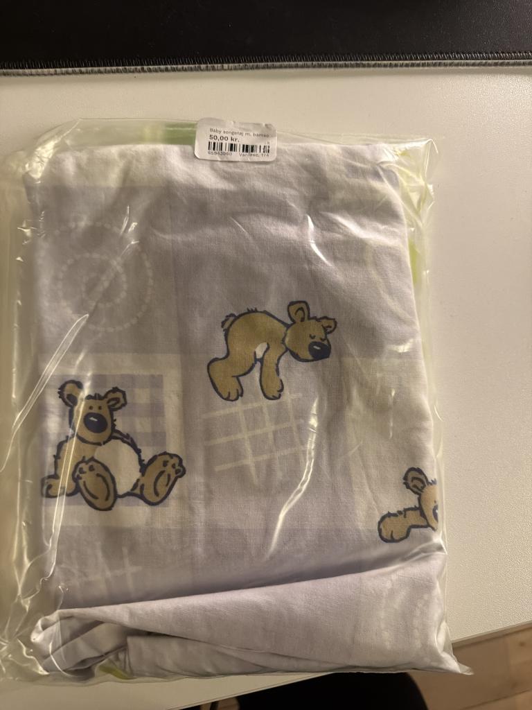 Baby sengetøj m. Bamse