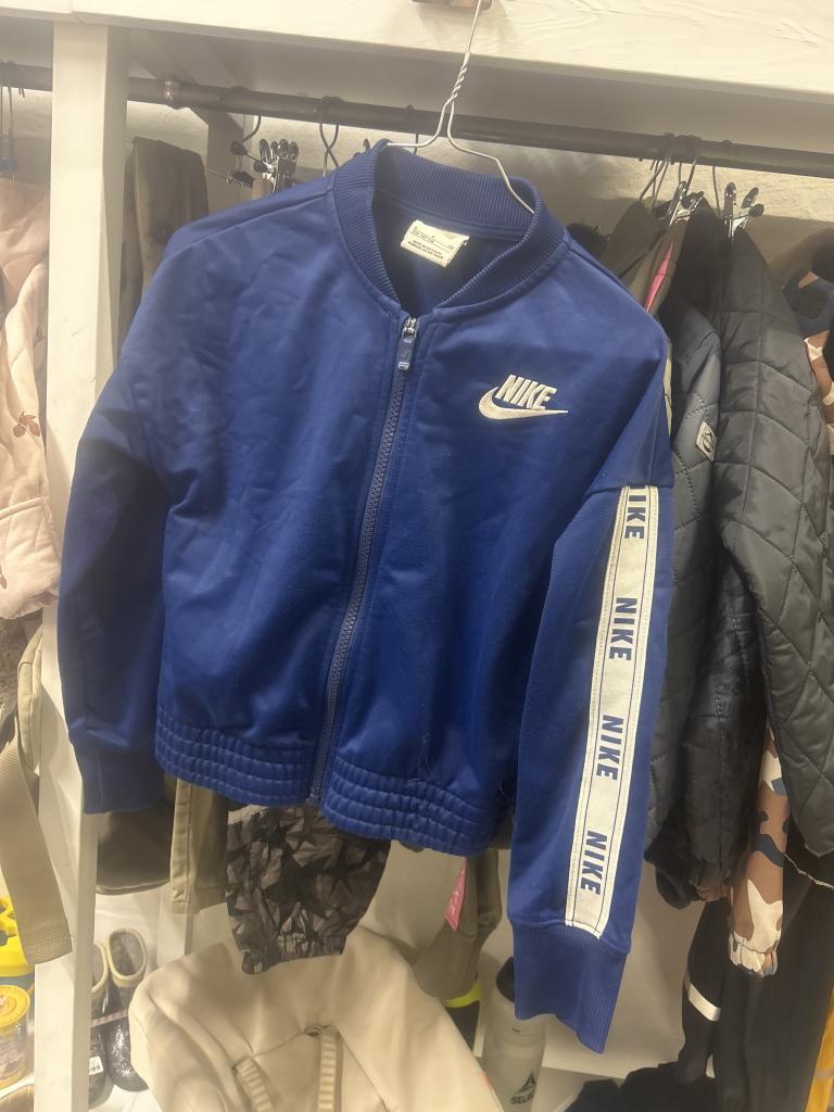 Blå Nike sweatshirt