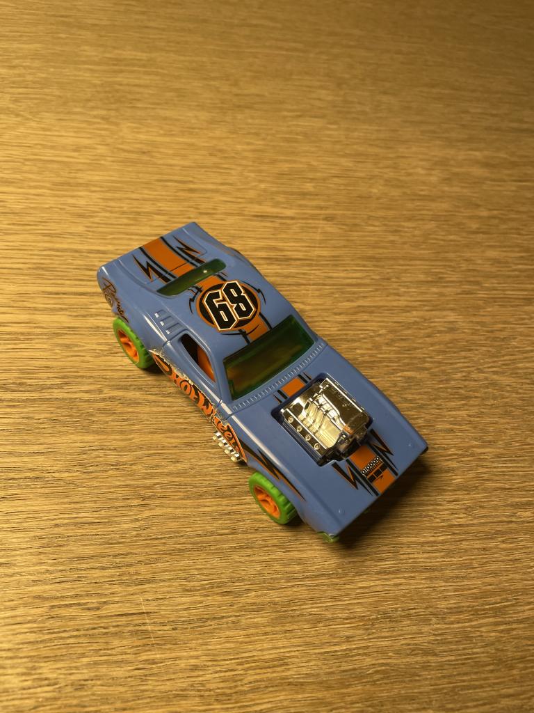 Blå Hot Wheels bil