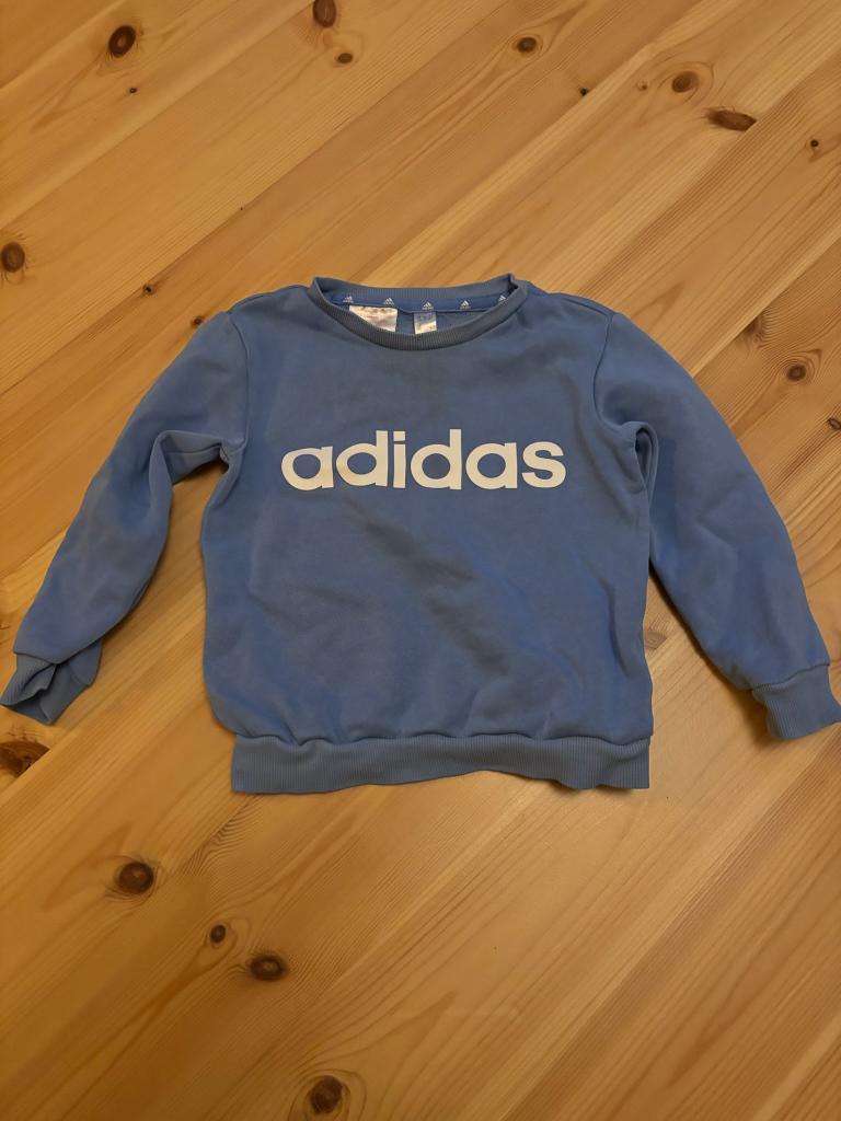 Adidas sweatshirt