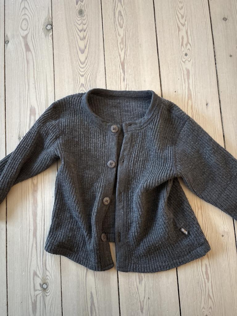 808 grå cardigan