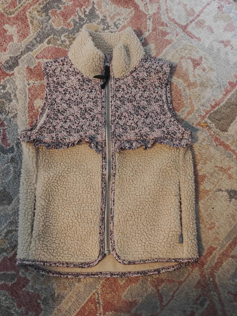 Friends Fleece vest 110